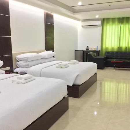 Yubenco Global Ecotel Zamboanga Buitenkant foto