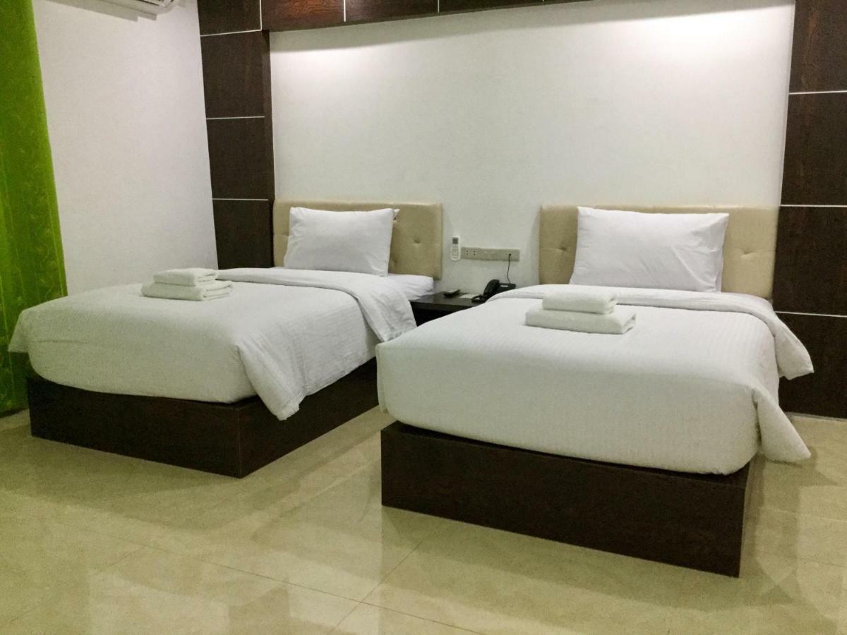 Yubenco Global Ecotel Zamboanga Buitenkant foto