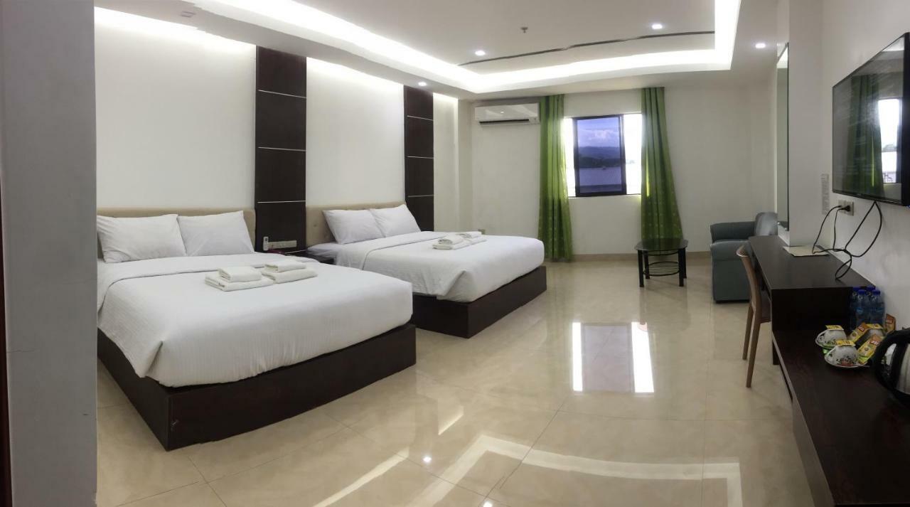 Yubenco Global Ecotel Zamboanga Buitenkant foto